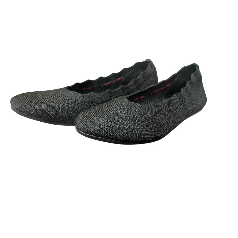 Cleo's by Skechers Black Flats Size 6.5